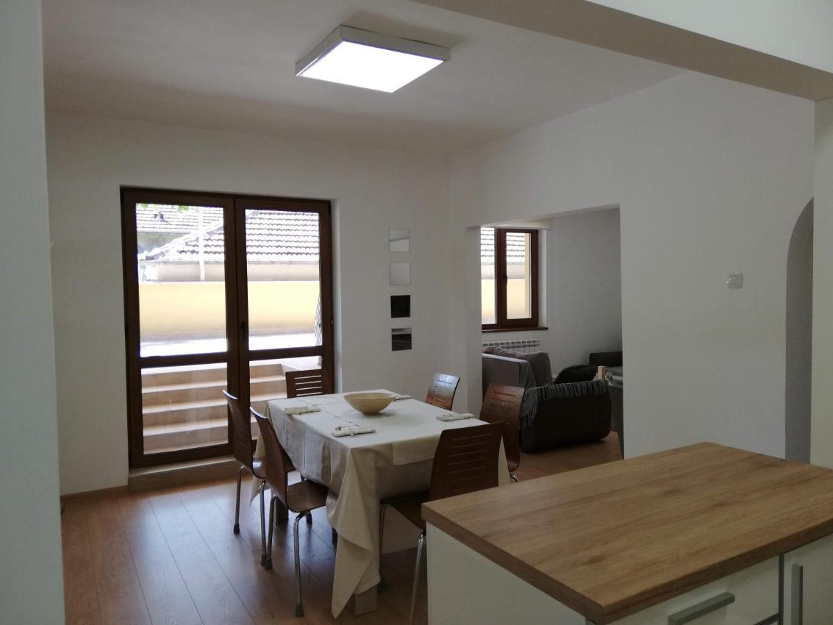 The Yellow House Stara Zagora Exterior photo